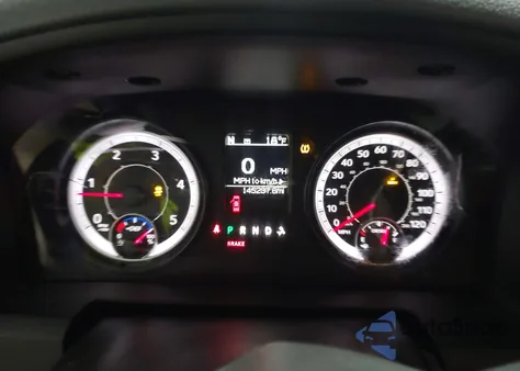 2016 Ram 2500 Big Horn z USA, uszkodzony, nr VIN 3C6UR5ML3GG219654